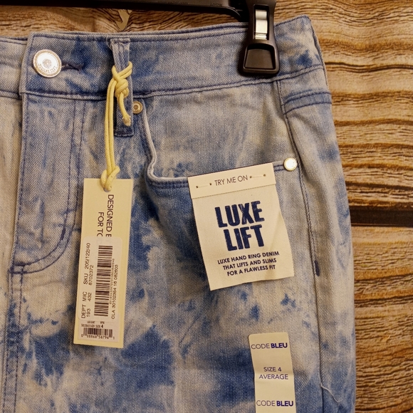 Skirt Bleach Distressed Code Blue - Picture 7 of 10